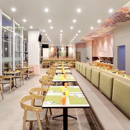 Готель Ibis Styles Bogor Pajajaran Екстер'єр фото