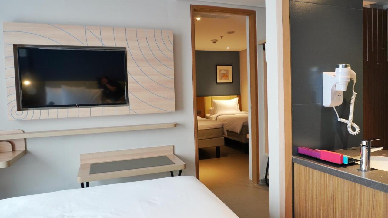 Готель Ibis Styles Bogor Pajajaran Екстер'єр фото